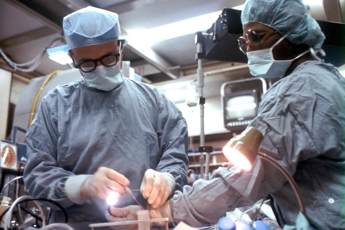 Apparecchiatura radiologica RX in una sala diagnostica