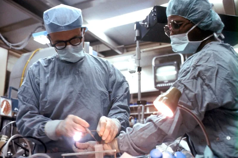 Apparecchiatura radiologica RX in una sala diagnostica